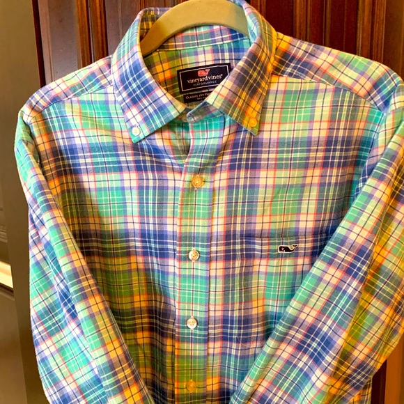 Vineyard Vines Other - Vineyard vines men’s classic fit tucker shirt